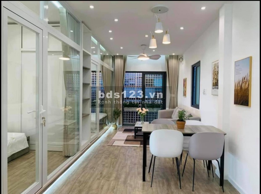 Đầu năm lên sóng mở hàng tiếp một em shophouse 2MT vừa ở vừa kinh doanh