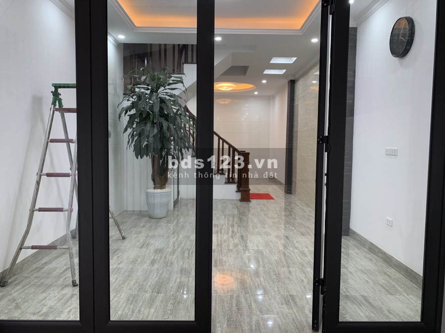 Chính chủ bán nhà mặt ngõ 167 Ngõ Quỳnh, Thanh Nhàn, Hai Bà Trưng, dt 60m2, giá 4.99 tỷ, bán hàng nhỏ