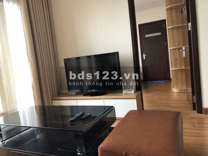 Cho thuê Chung cư Home City Trung Kính 2 ngủ full 11 triệu. Lh 0377983070