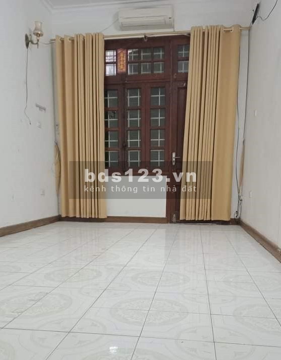 Nhà khu phân lô, đường Tam Trinh, 50m2, giá 6,5 tỷ
