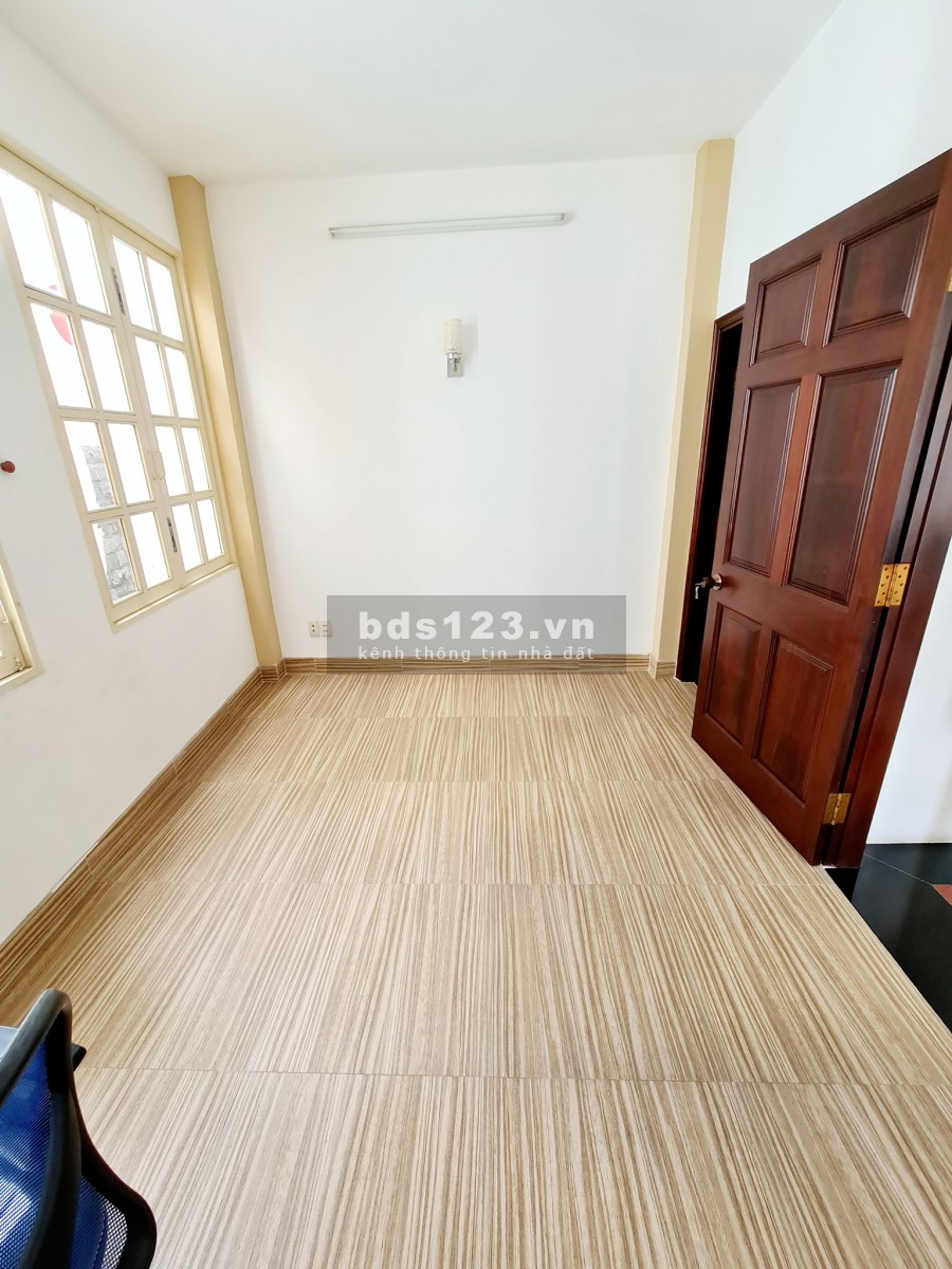 Nhà đẹp Tân Phú, 59m2, 4 tầng, không LG, ở ngay, 5 tỷ. LH:…