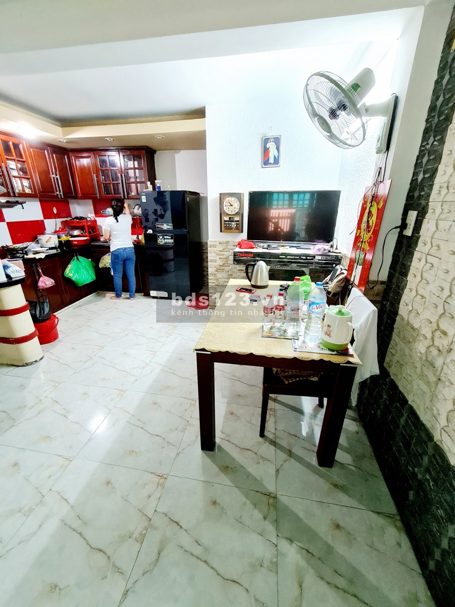 Nhà đẹp Tân Phú, 59m2, 4 tầng, không LG, ở ngay, 5 tỷ. LH:…