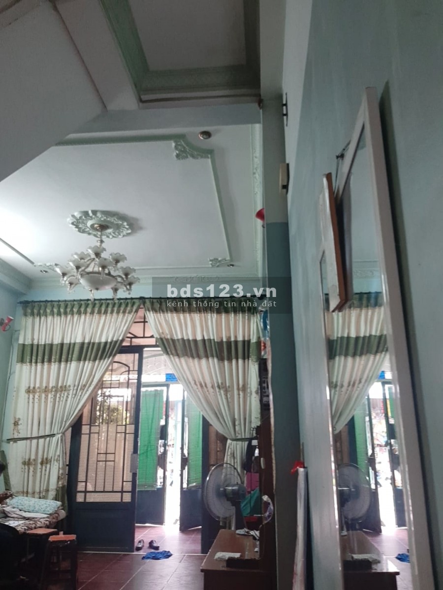 Gò Vấp Nhà hxh, gấp bán, Thống Nhất, Phường 11, 56m2, 3 tầng, 4.68 tỷ