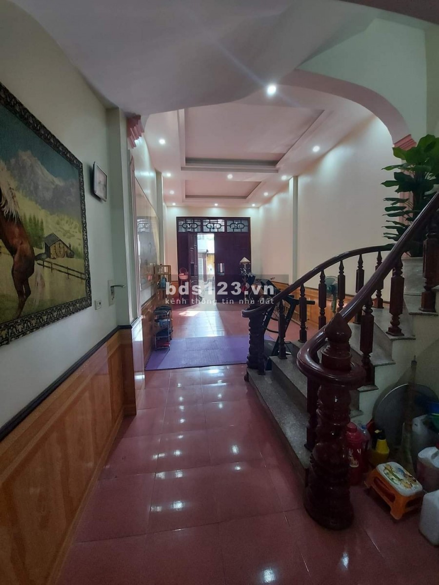 70m2 MTx7.3m, NGUYỄN VĂN CỪ LONG BIÊN BÁN ĐẤT TẶNG NHÀ
