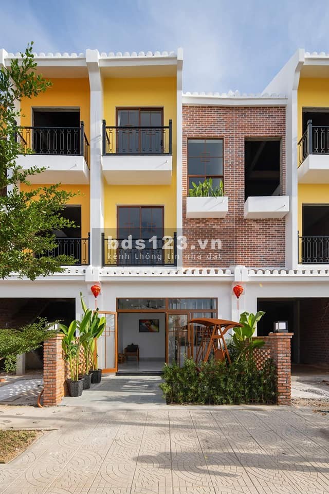 Nam hội an city nhà phố đẳng cấp bên sông Thu bồn chỉ 3 ty3 sở hữu nhà 3 tầng 0905983016