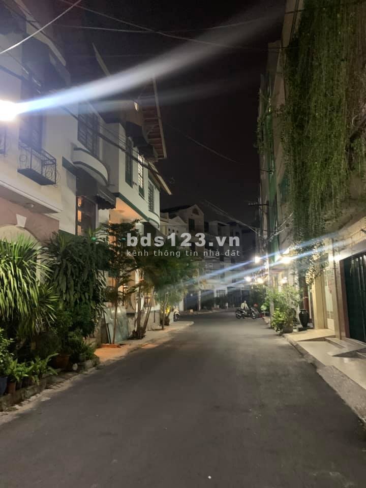 BÁN nhà 2 mặt hẻm 10m Quang Trung P10 GV, (6.5x15)m 4Tầng chỉ 11.9Tỷ