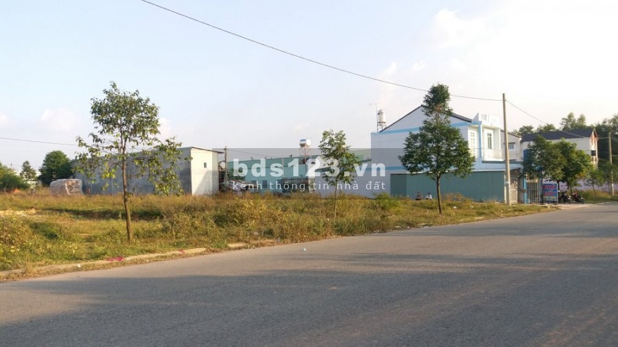 Cần bán 3 lô đất nằm trong khu đô thị mỹ phước 3&4 nằm trong khu dân cư và khu công nghiệp