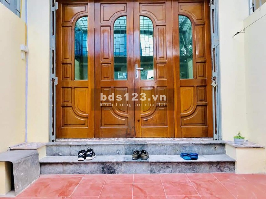 Cho thuê nhà riêng tại Quan Nhân, gần Ngã Tư Sở