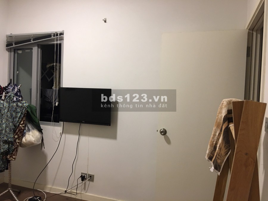 Cho thuê phòng 18m2 trong CC Luxgarden Q7