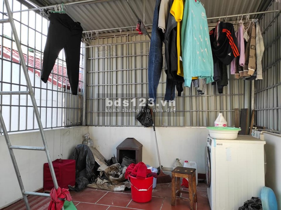 Cần bán gấp nhà đường Nguyễn Sơn 38m2, 5T, 3.5m Mt, giá 3.4 tỷ khu VIP, gần phố.