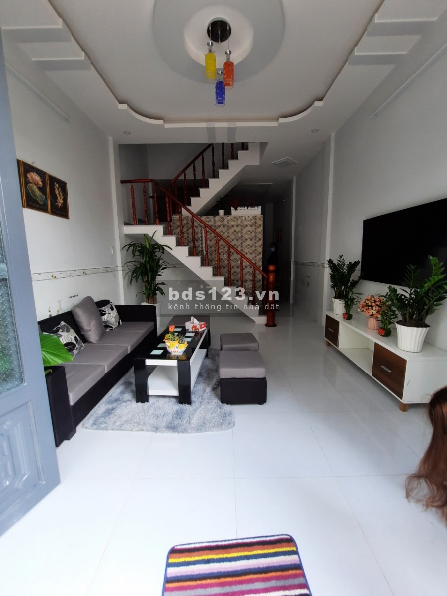 kẹt tiền mua dịch.nay bán căn nhà 1ty445tr xoay vốn kinh doanh tết.