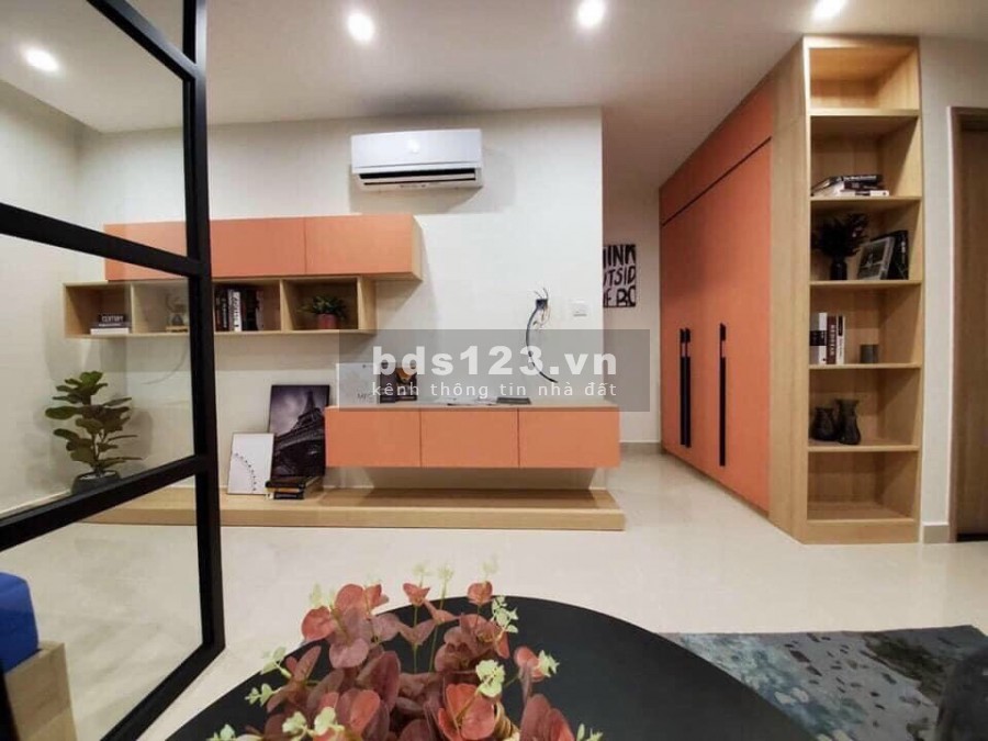 Bán chung cư 2 phòng ngủ hướng Đông Nam dự án VCI Tower Vĩnh Yên