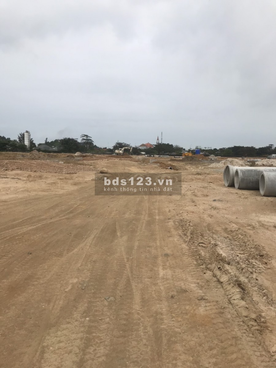 Bán Nhà Phố Phường Kim Dinh 2 Mặt Tiền Ngay Khu Đô Thị Tây Nam TP.Bà Rịa, Giá Chỉ 2,9 tỷ/căn