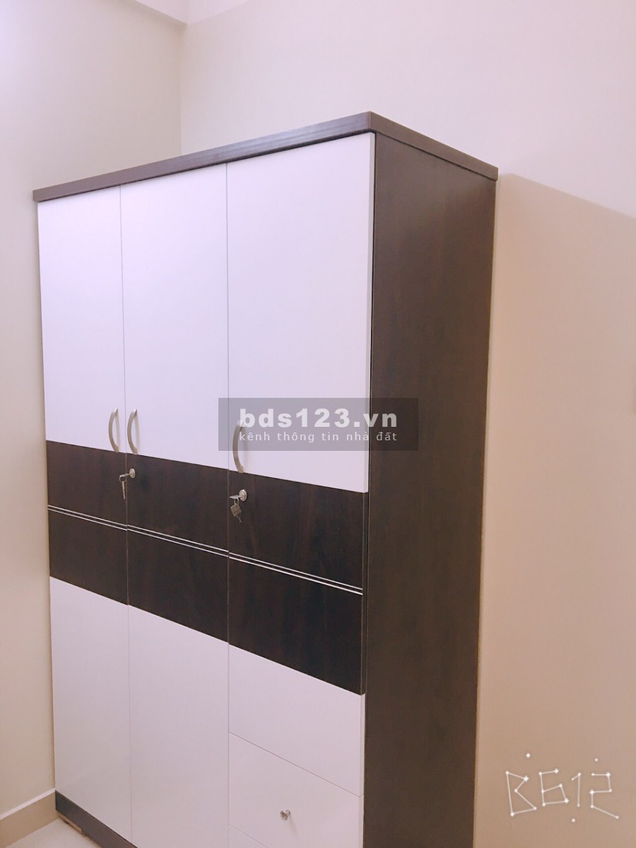 Chung cư Âu Cơ Tower quận Tân Phú bán gấp 80m2, giá 2.35 tỉ sổ hồng chính chủ