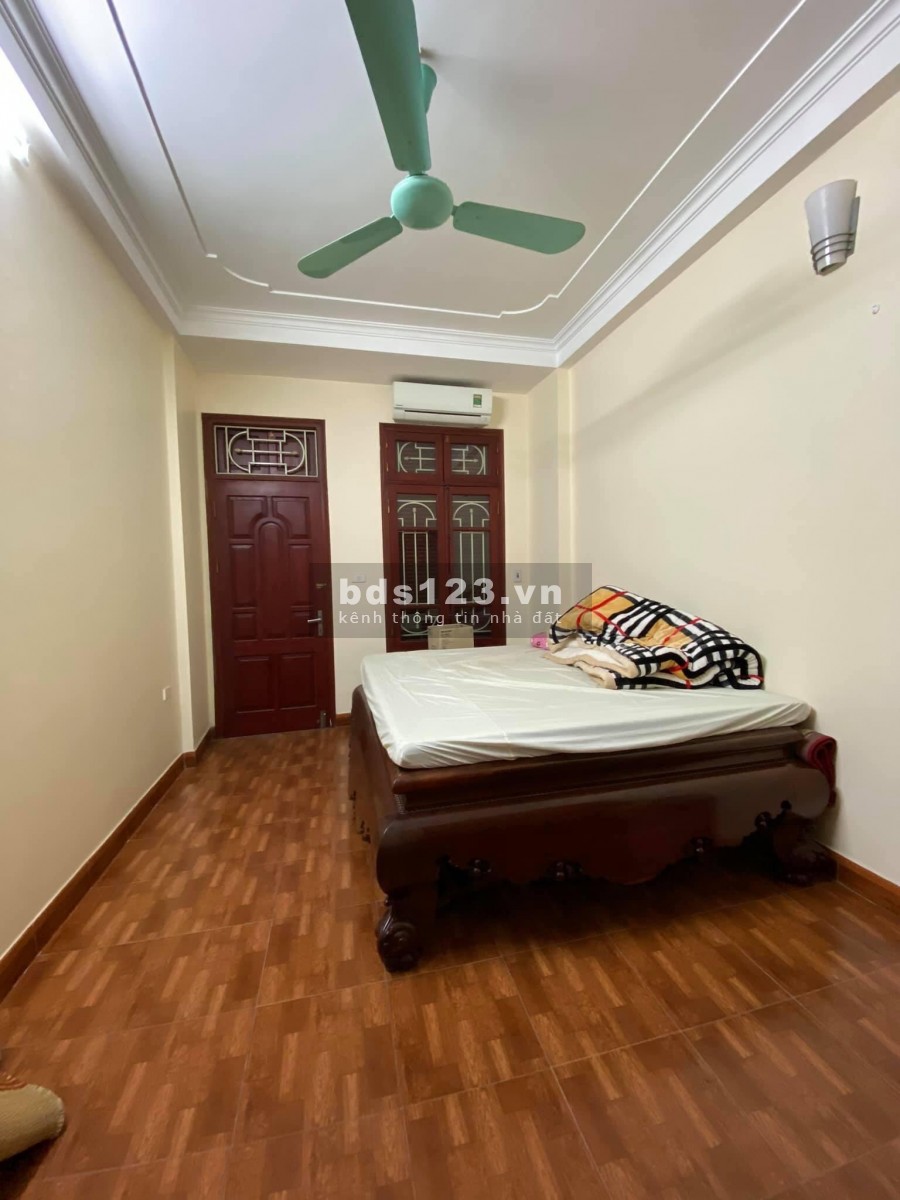 Bán gấp nhà Lạc Trung 51m2 x 4 tầng, MT 6m, phân lô, gara, ô tô tránh giá 7,6 tỷ bao phí