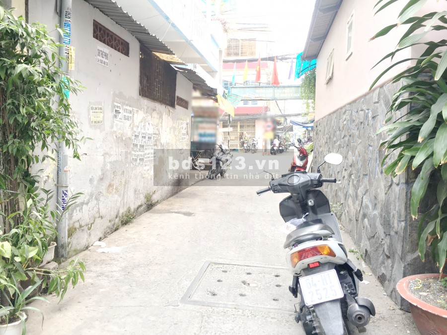 Nhà HXH 2lầu gần mặt tiền Âu Dương Lân Phường 3 Quận 8 - Ms Thùy 0933083116