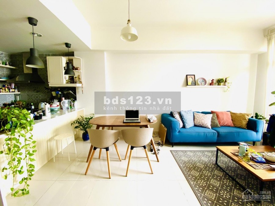 Có căn hộ 66m2, 2 PN, chính chủ cần cho thuê giá 10 triệu/tháng, bao phí quản lí, cc PARCSpring