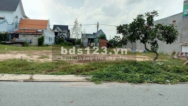 Không ai quản lý nên tôi cần bán gấp diện tích 450m2, đất thổ cư sổ hồng riêng, giá tốt