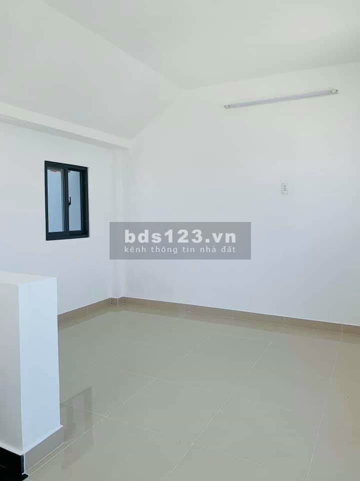 Nhà ở vừa cho thuê, Lạc Long Quân, cạnh CH Tiện Lợi Satra. 4,65 tỷ