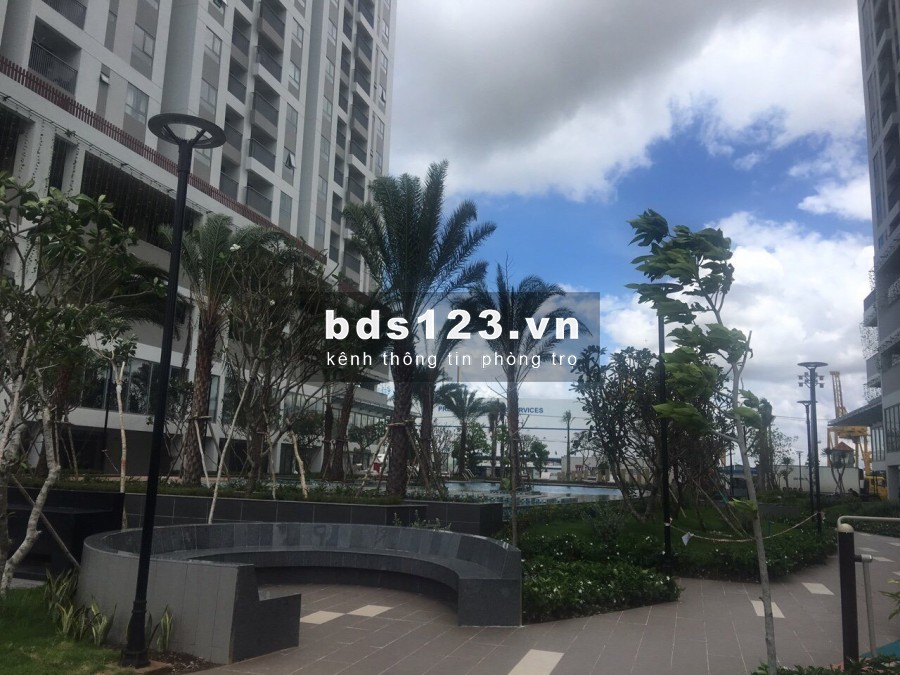 Cho thuê phòng 18m2 trong CC Luxgarden Q7