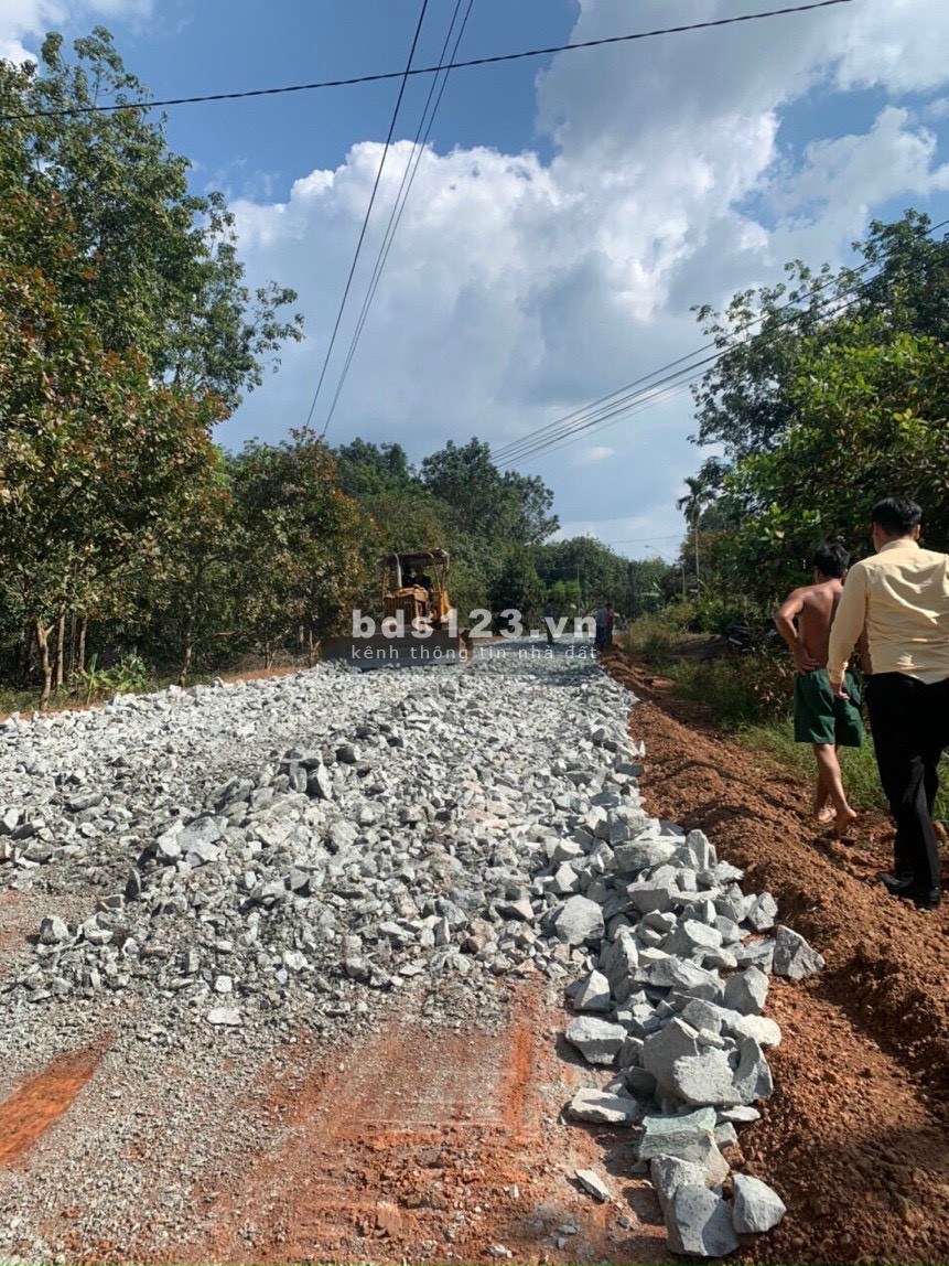 Cần tiền ăn tết bán lộ đất Chơn Thành, bao sang tên