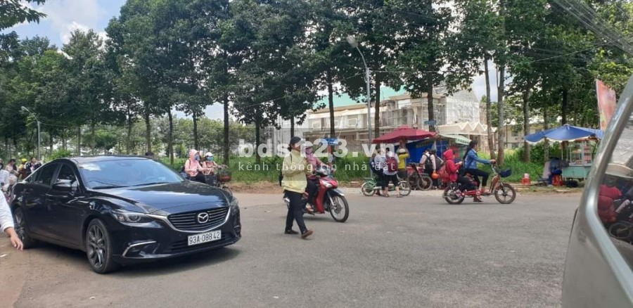Bán gấp đất mặt tiền kinh doanh ngay khu du lịch sinh thái Đảo Yến Sơn Hà