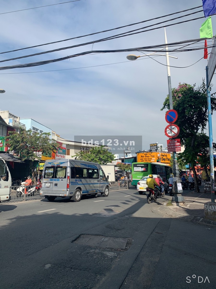 Bán nhà Quận 8, hẻm 8m giá tốt nhất Liên hệ 0909199002 Mr Phúc