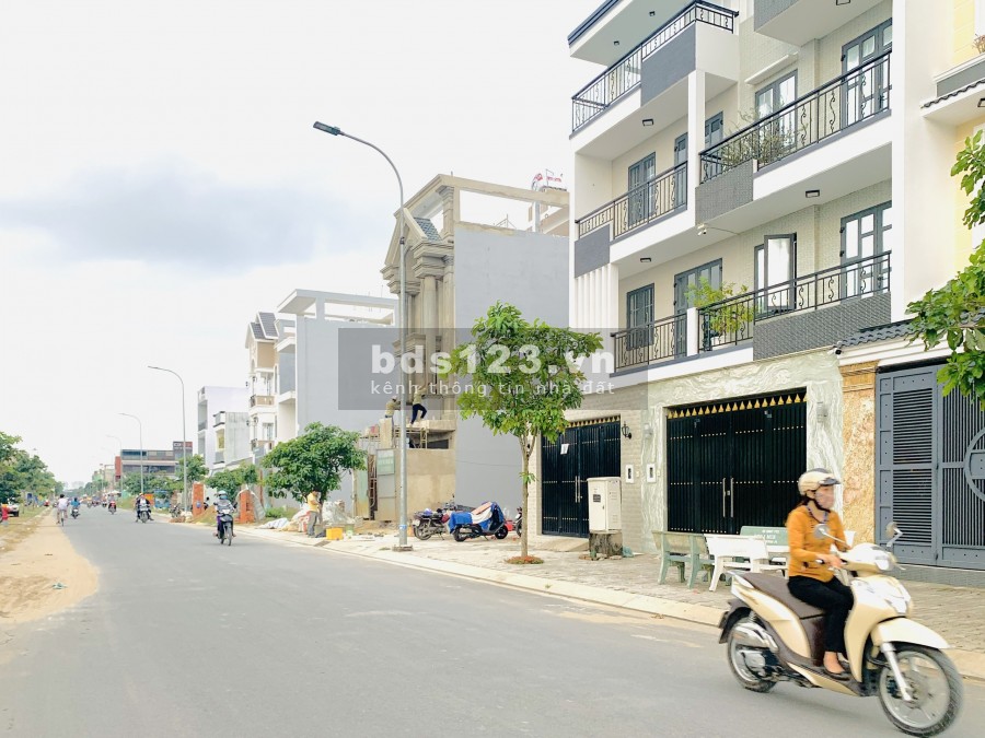 Đất Nền Bình Tân Giá Rẻ Sổ Hồng Riêng, MT Võ Văn Vân liền kề AEON Bình Tân Ngay Vòng Xoay