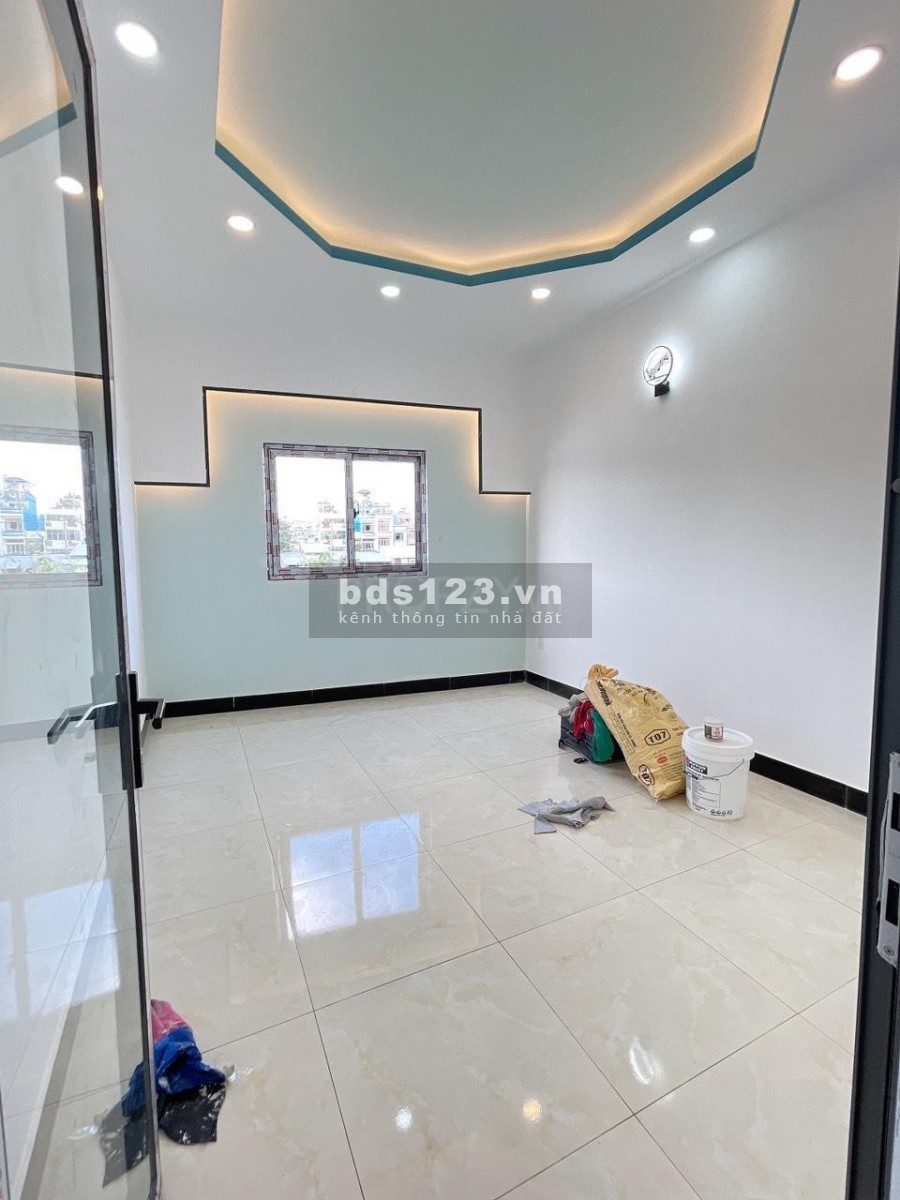 Bán Nhà Quận 8 , 4PN 3WC , hẻm 4m thông thoáng , P5Q8