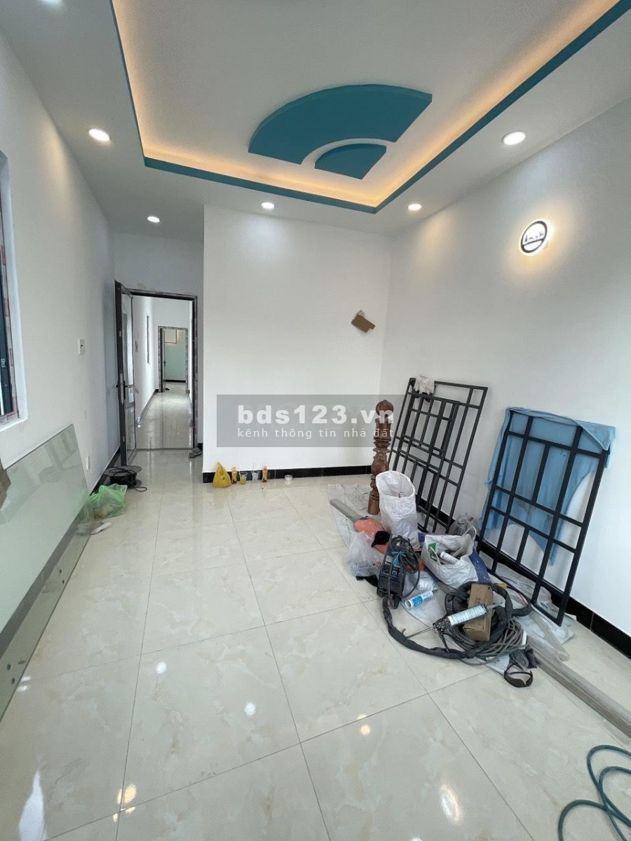 Bán Nhà Quận 8 , 4PN 3WC , hẻm 4m thông thoáng , P5Q8