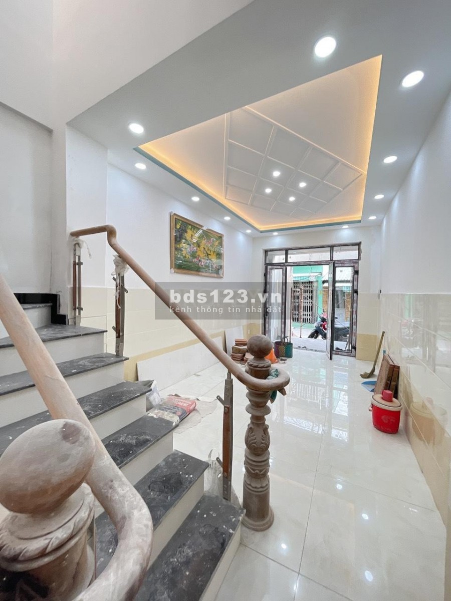 Bán Nhà Quận 8 , 4PN 3WC , hẻm 4m thông thoáng , P5Q8