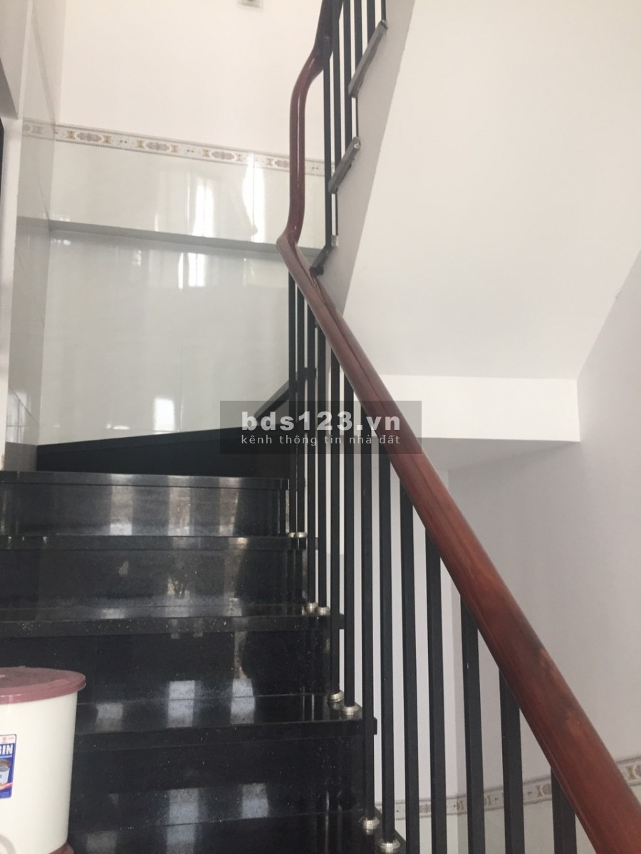 Bán gấp nhà góc 2 MT đường số 4 trong KDC Lê Thành, P.An Lạc, Q.Bình Tân