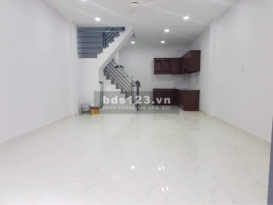 Bùi Thế Mỹ 49m2 3 tầng 4.5 x11m 4.98 tỷ Phường 10 Tân Bình