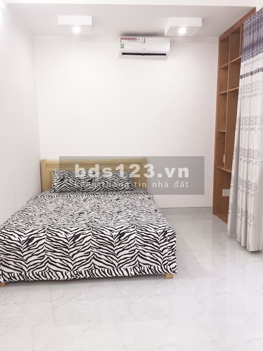 Nhà đẹp nội thất mới Điện Biên Phủ ngay Đại học Hồng Bàng cách quận 1 chỉ 200m