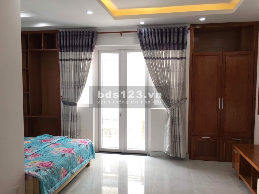 Nhà đẹp nội thất mới Điện Biên Phủ ngay Đại học Hồng Bàng cách quận 1 chỉ 200m