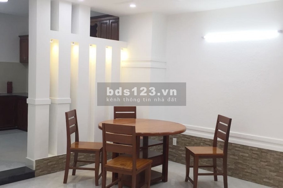 Nhà đẹp nội thất mới Điện Biên Phủ ngay Đại học Hồng Bàng cách quận 1 chỉ 200m