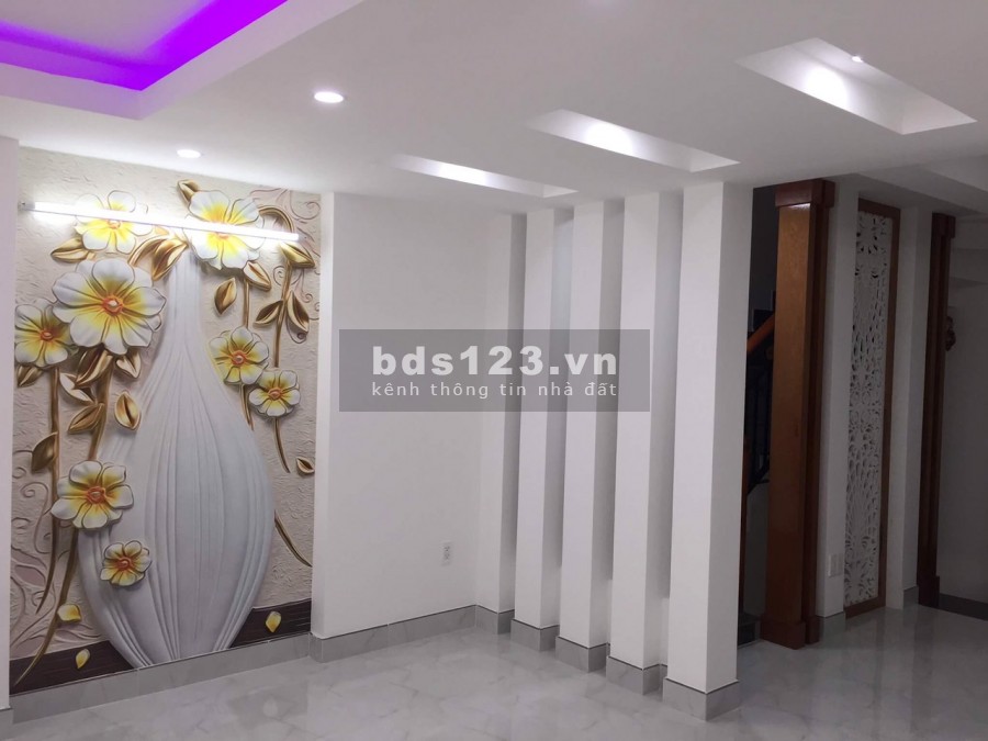 Nhà đẹp nội thất mới Điện Biên Phủ ngay Đại học Hồng Bàng cách quận 1 chỉ 200m