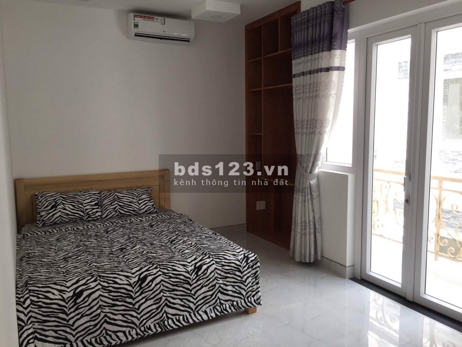 Nhà đẹp nội thất mới Điện Biên Phủ ngay Đại học Hồng Bàng cách quận 1 chỉ 200m