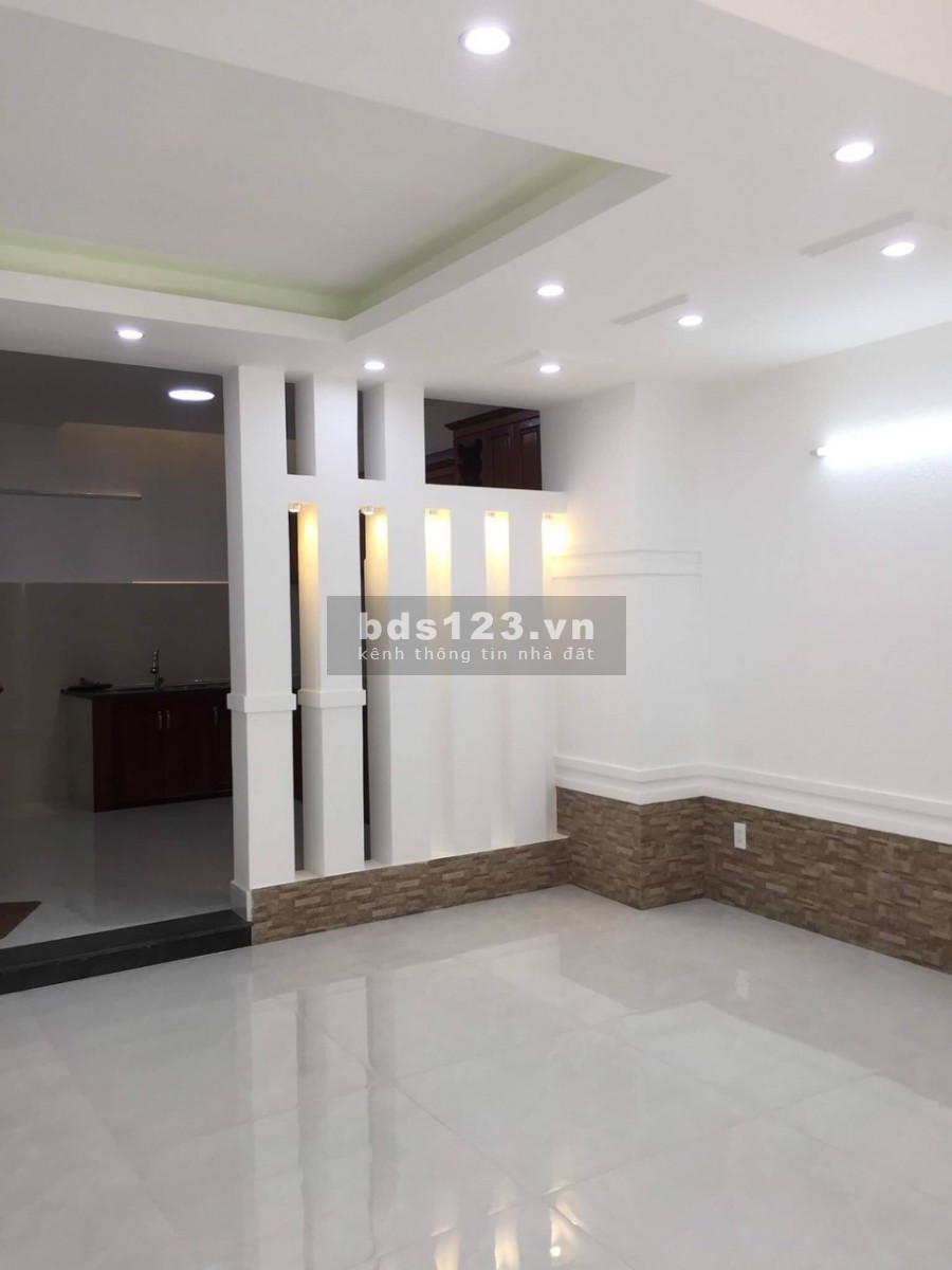 Nhà đẹp nội thất mới Điện Biên Phủ ngay Đại học Hồng Bàng cách quận 1 chỉ 200m