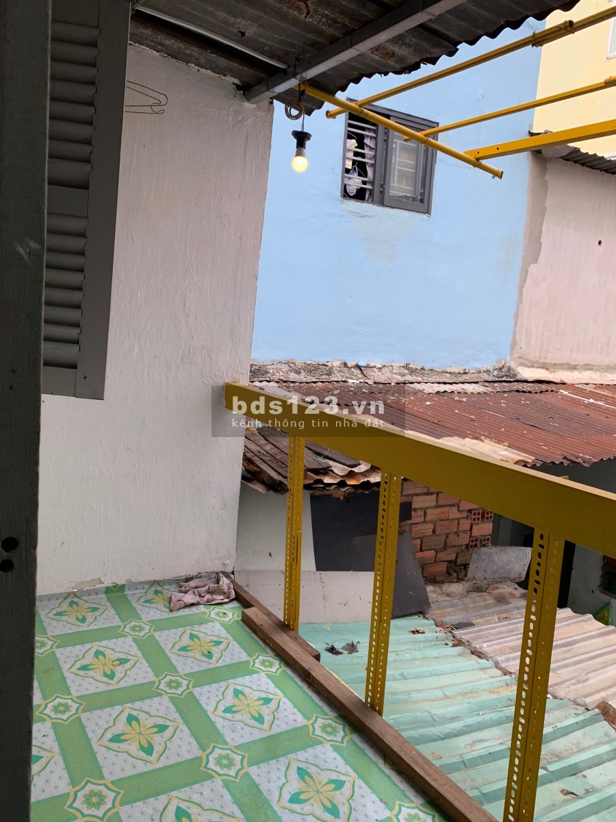 Bán nhà cũ 3x9, hẻm an ninh, CMT8 P15 Q10 giá 2ti5
