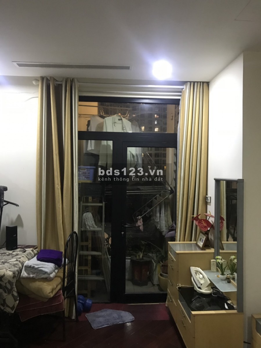 CẦN BÁN GẤP CĂN HỘ CAO CẤP ROYAL CITY - TOÀ R2 - GIÁ TỐT NHẤT THỊ TRƯỜNG