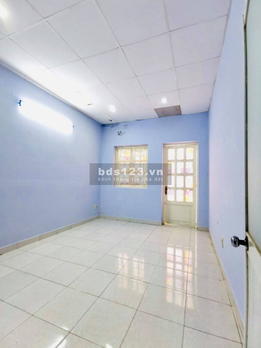 Chủ kẹt bán gấp nhà HXH Duy Tân 2 tầng 55m, vào ở ngay, giá chỉ 3 tỷ hơn