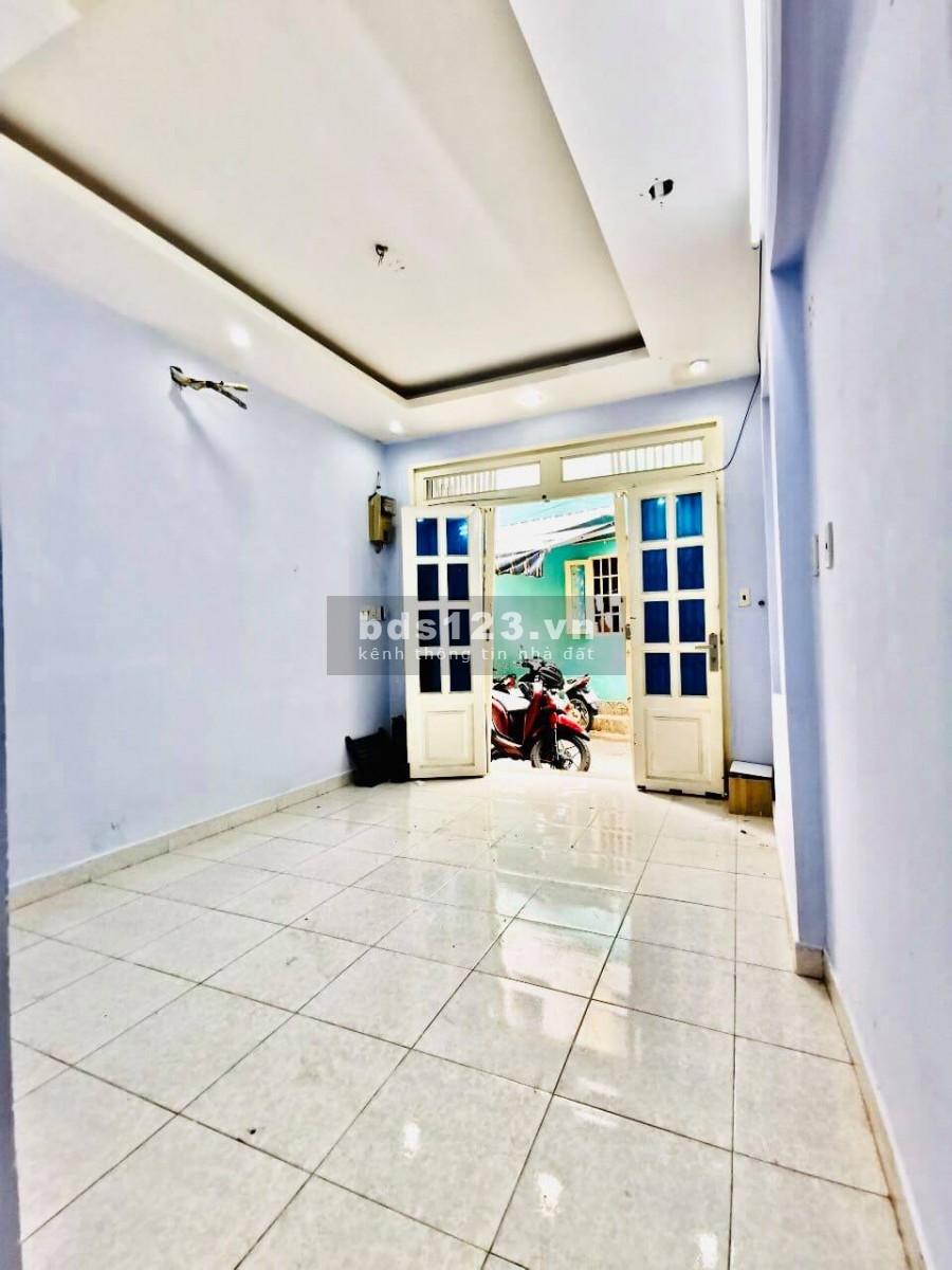 Chủ kẹt bán gấp nhà HXH Duy Tân 2 tầng 55m, vào ở ngay, giá chỉ 3 tỷ hơn