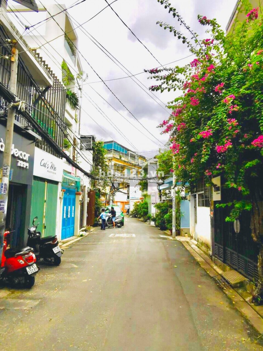 Chủ kẹt bán gấp nhà HXH Duy Tân 2 tầng 55m, vào ở ngay, giá chỉ 3 tỷ hơn