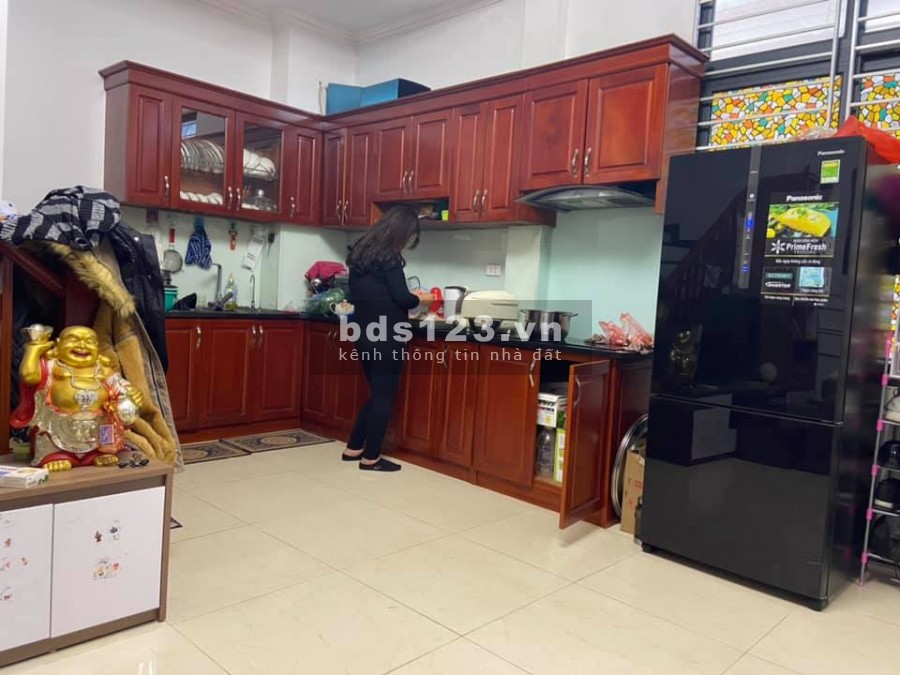 SỐNG ĐỈNH, LÔ GÓC Bồ Đề Long Biên, 35m2 MTx5.4m 5T nhỉnh 3 tỷ