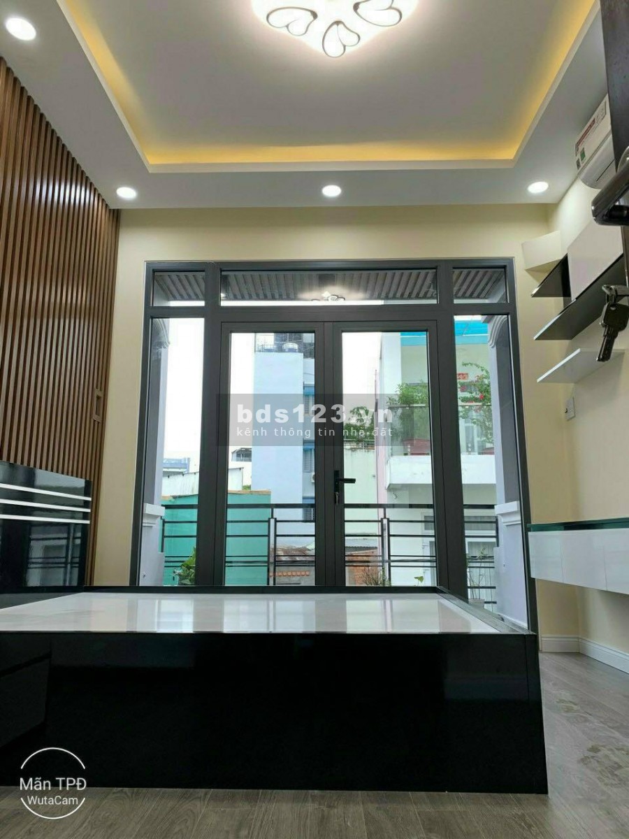 SIÊU ĐẸP - HXH Đỗ cửa - Âu Cơ -3T BTCT - Chỉ nhỉnh 3 Tỷ.
