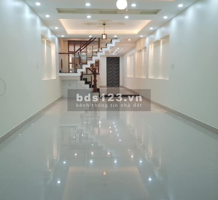 Bán nhà mặt tiền đường Lê Đức Thọ,P.17 86m2 ngang 5 6.8tỷ TL.