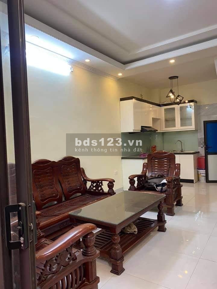 Bán nhà riêng tại Lê Trọng Tấn, 4 tầng 31m2 giá 2.82 tỷ