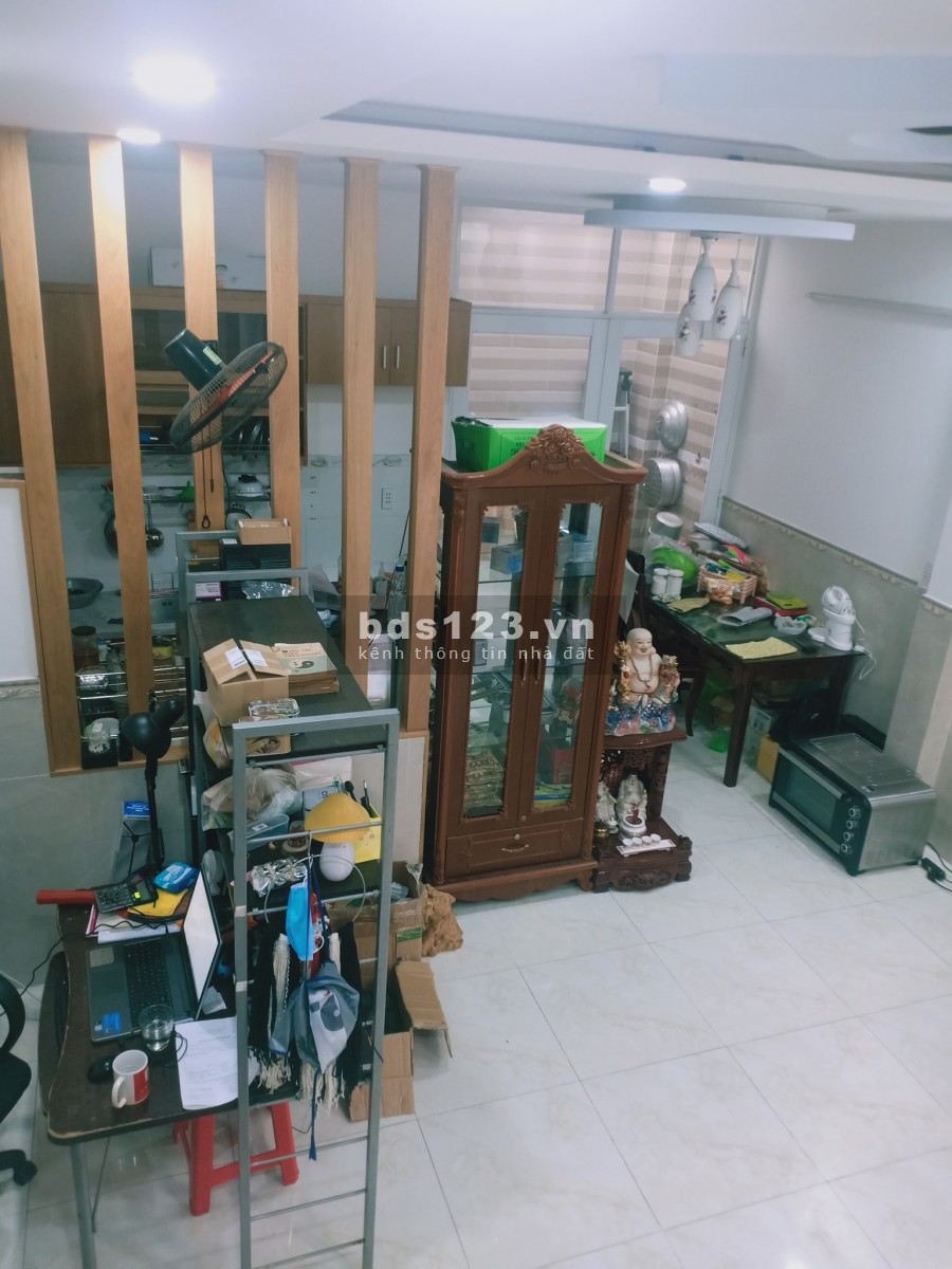 BÁN CĂN NHÀ 30M2, 2.5 TỶ, LẠC LONG QUÂN, TÂN BÌNH