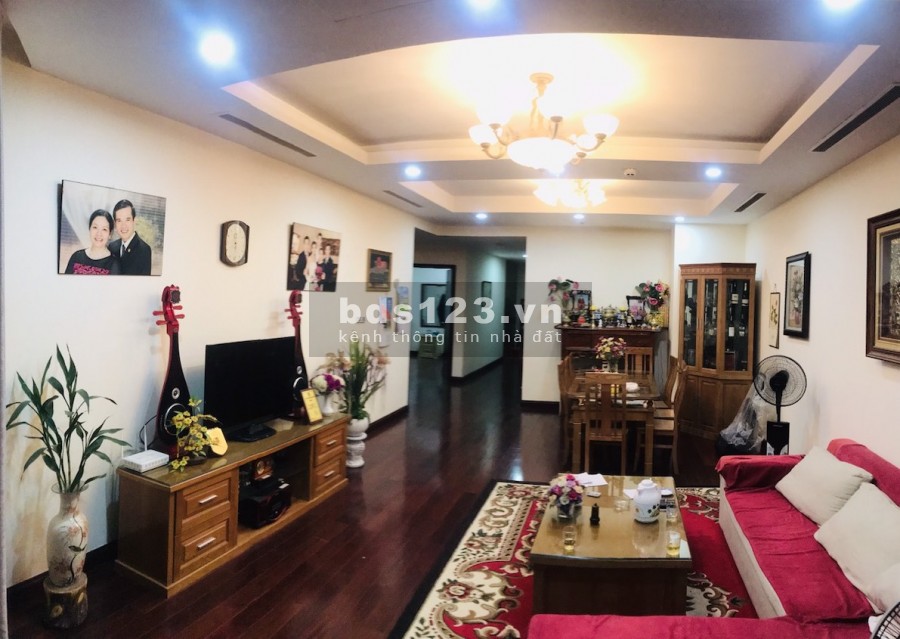 CẦN BÁN GẤP CĂN HỘ CAO CẤP ROYAL CITY - TOÀ R2 - GIÁ TỐT NHẤT THỊ TRƯỜNG